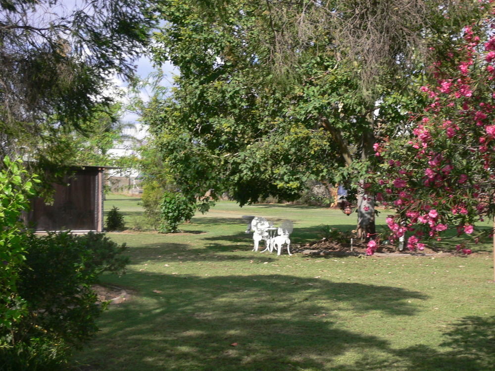 Chinchilla Motel Exterior foto